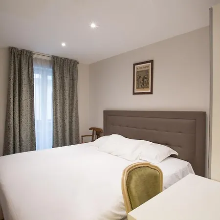 Hotel Savoy