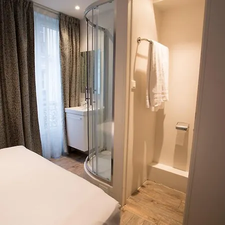 Hotel Savoy 2*